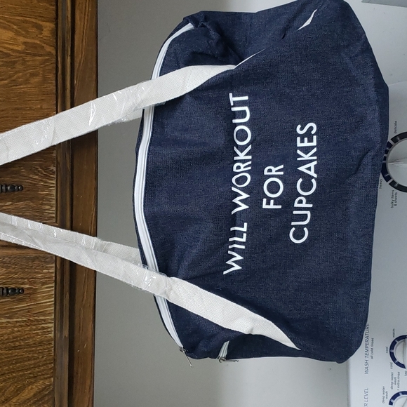 Gym Bag - Picture 2 of 6